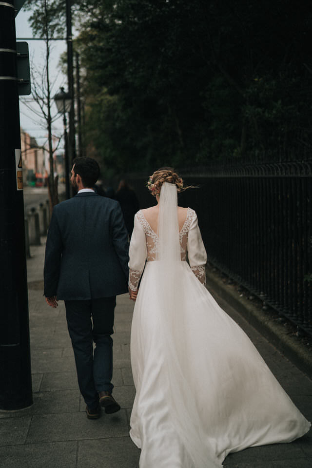 Dublin-wedding-Bride-Groom-Fallon-Byrne-0107 101