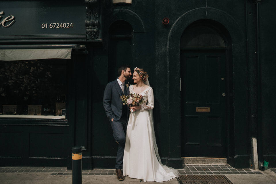 Dublin-wedding-Bride-Groom-Fallon-Byrne-0110 104